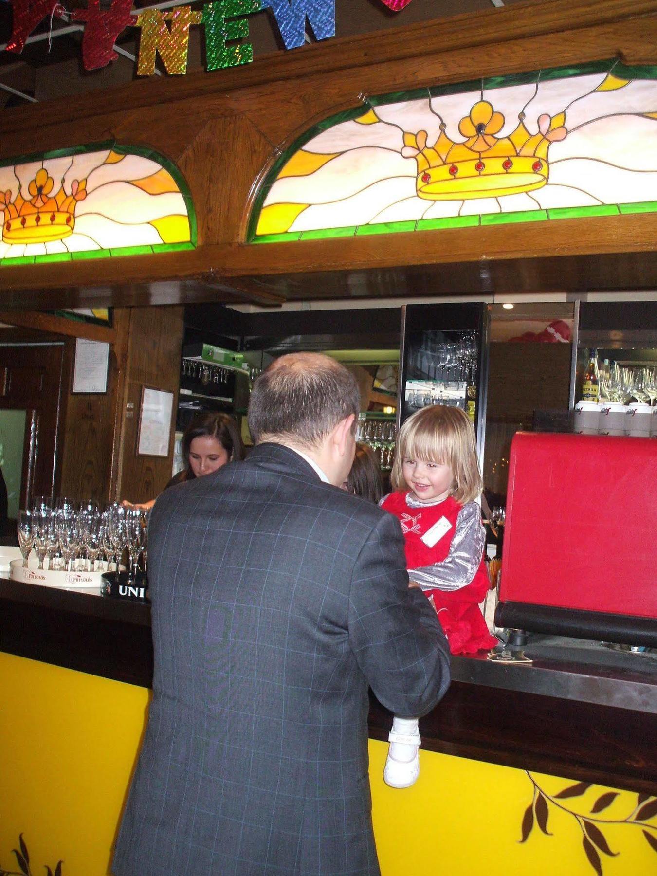Korona And Restaurant 3*